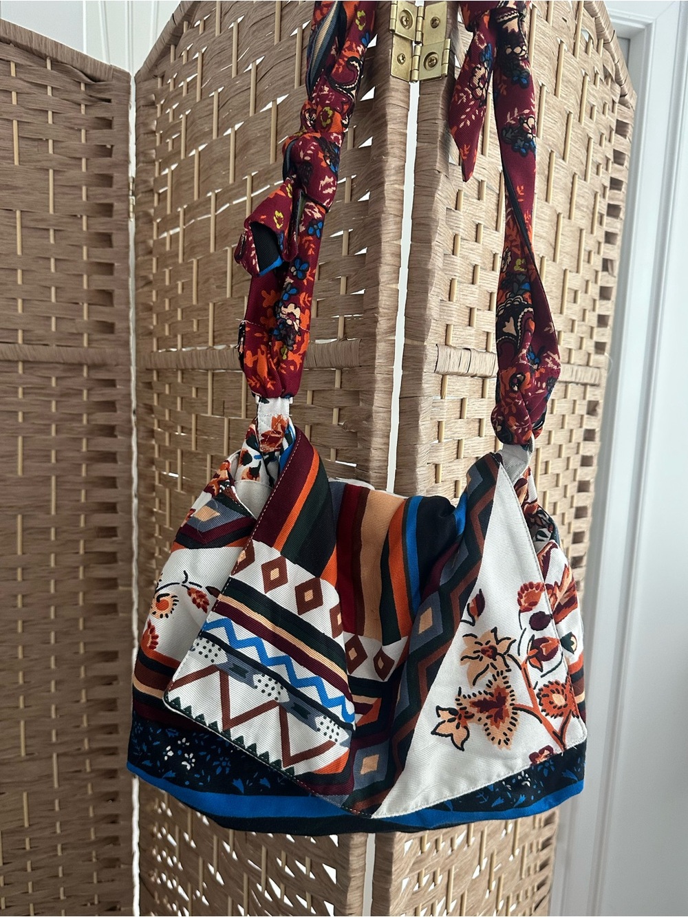 New Rare Bloggers favorite Zara Women’s Boho Handkerchief Slouchy Shoulder Bag - Picture 3 of 16